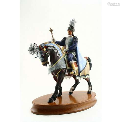 PALIO HN2428 - ROYAL DOULTON FIGURINE