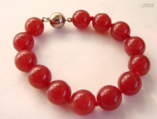 Elegant Red Jade Bead Bracelet 7