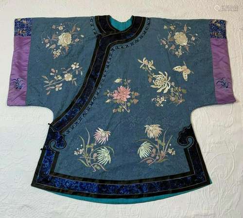 19th C Antique Chinese Silk embroidered Surcoat