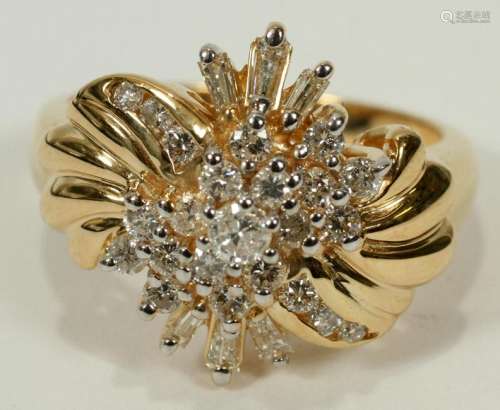 DIAMOND, 14 KT. YELLOW GOLD  RING