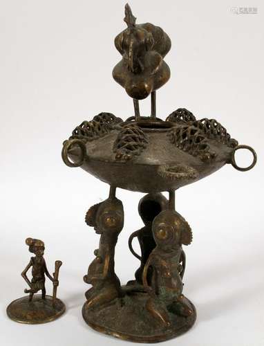 NIGERIAN BENIN BRONZE INCENSE BURNER, C. 1900