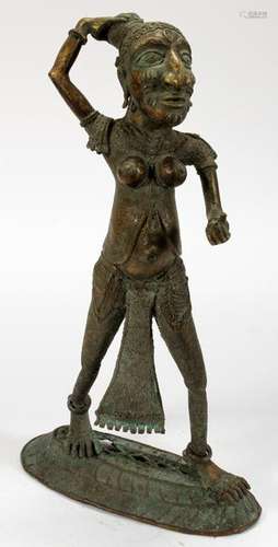 NIGERIAN BENIN BRONZE DANCER, 19TH C., H 19.5