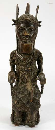 NIGERIAN BRONZE KING ON THRONE, 19TH C., H 11.5