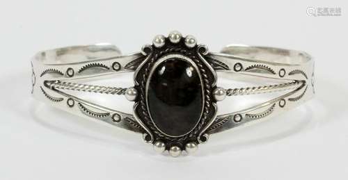 STERLING SILVER & AGATE CUFF BRACELET