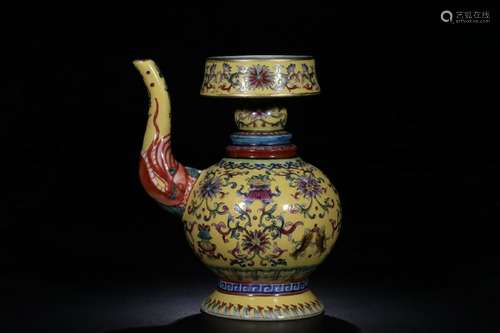 Chinese Yellow Ground Porcelain Ewer