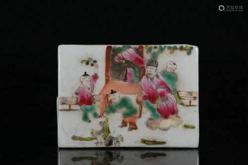 Late Qing Chinese Famille Rose Porcelain Box,Mark