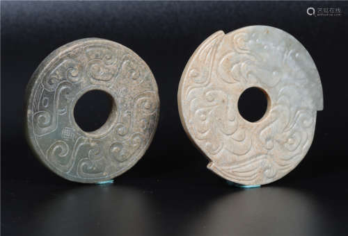 Two pieces of jade from the 16th century BC to the 11th century BC