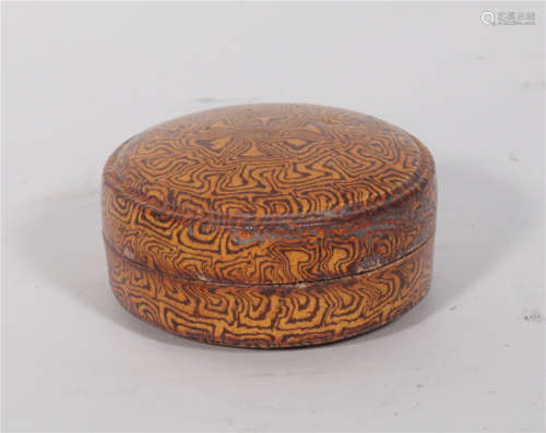 Dangyangyu twisted tire powder box in Tang Dynasty