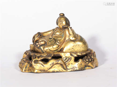 Bronze-clad gold female statues in the Tang Dynasty