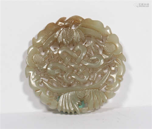 White jade pendant in Qing Dynasty