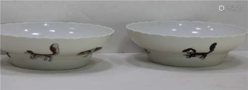 A pair of folding eaves bowls in the middle of Qing Dynasty