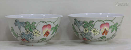 A pair of pastel bowls in the Qing Dynasty