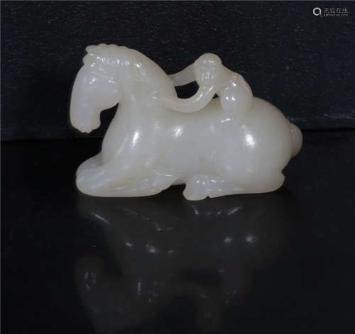 White jade immediately sealed and arranged pieces in the early Qing Dynasty