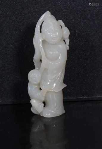 White jade figures in the early Qing Dynasty