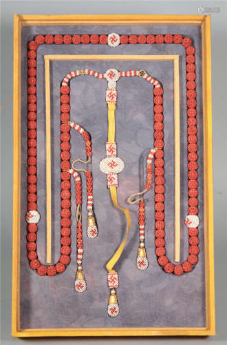 A set of coral beads in the Qing Dynasty