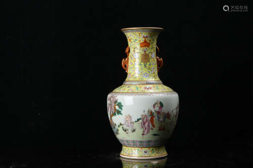 A Chinese Famille Rose Gilt Porcelain Vase