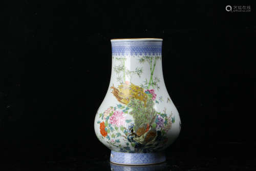 A Chinese Famille Rose Flower-and-bird Porcelain Vase