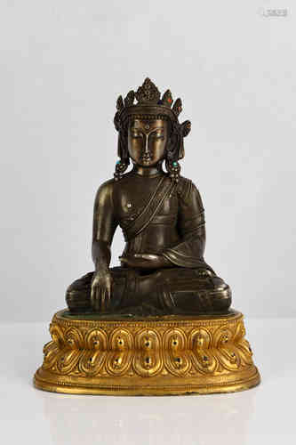 A Silver Statue of Sakyamuni