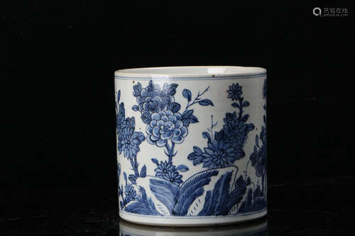 A Chinese Blue and White Porcelain Brush Pot