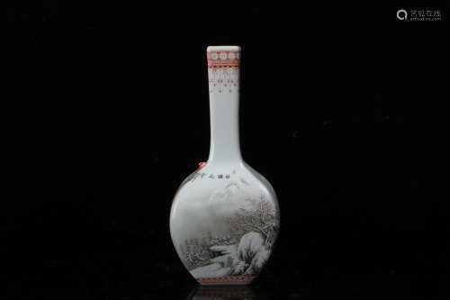 A Chinese Overglazed Porcelain Vase