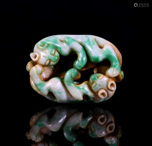 A Chinese Twin Cats Jadeite Ornament