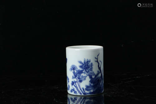 A Chinese Blue and White Porcelain Brush Pot