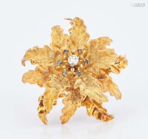 18K Gold & Diamond Flower Brooch