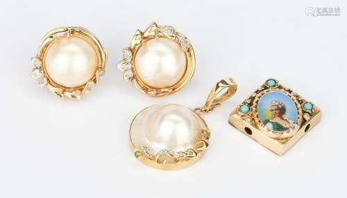 3 Gold & Gemstone Items, incl. Diamond & Pearl