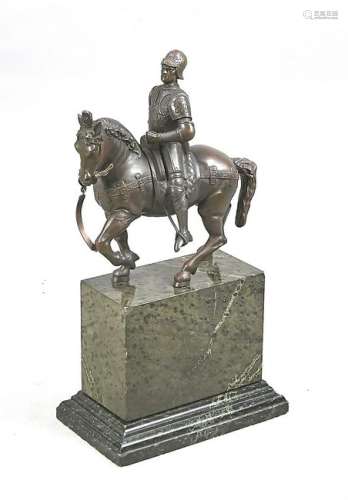 Equestrian statue of Bart