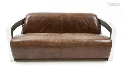 Designer-Sofa, 21. Jh., v