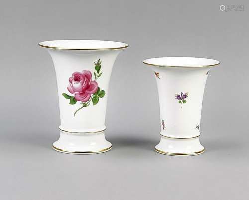 Two trumpet vases, Meisse