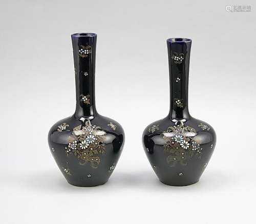 Two Art Nouveau vases, Fa