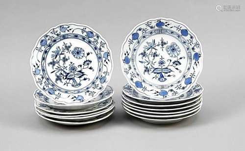 Twelve plates, Meissen, 1