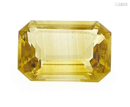 Citrine 17.23 ct, emerald