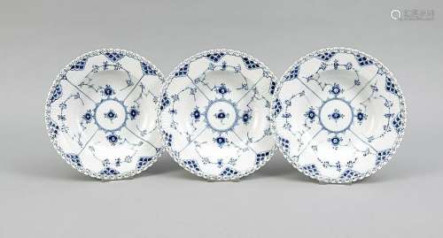 Three Soup Plates, Royal