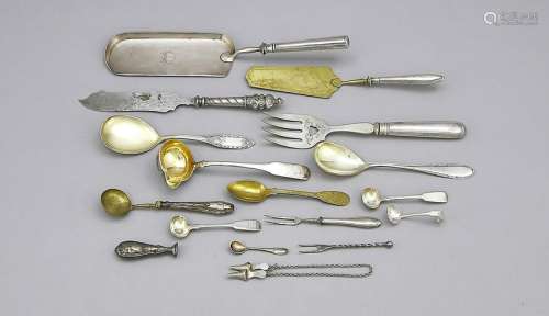 Ten pieces cutlery, 20th