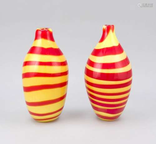 Two vases, 2nd half of th