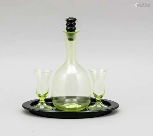 Three-piece liqueur set o