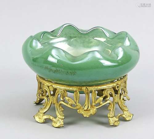 Round Art Nouveau bowl, a