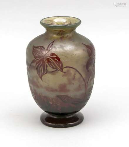 Vase, France, around 1900