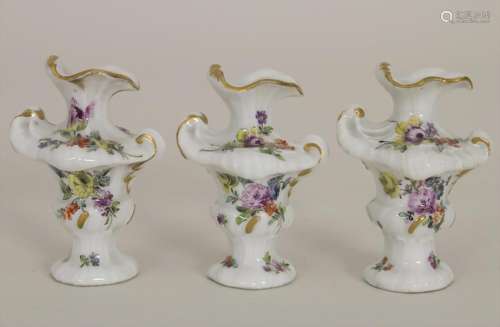 3 frühe Miniatur Vasen mit Rocaillen / A set of 3 early