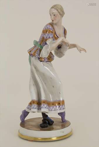 Junge Frau ohne Schuhe / A figurine of a lady with