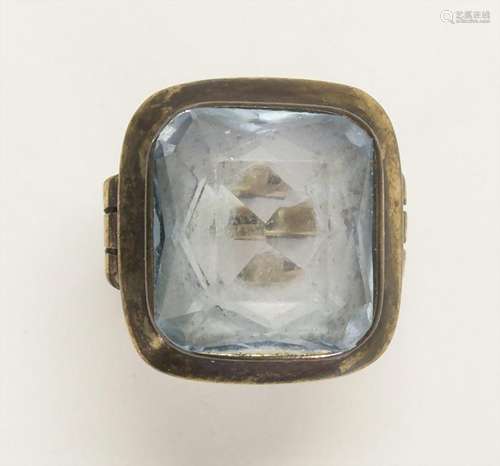 Damenring mit Aquamarin / A ladies ring with aquamarine