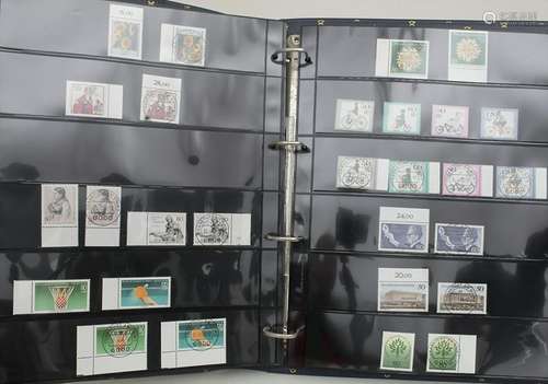 Briefmarkensammlung / A stamp collection, BRD-Berlin *