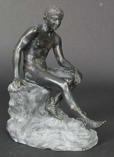 Bronzefigur 'Rastender Merkur' / A bronze figure