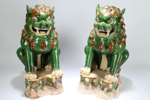 A Pair of Chinese Fortune Myth-beast Statue Display