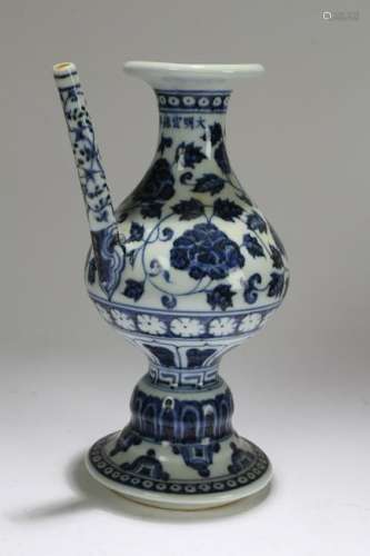 An Estate Chinese Blue and White Ewer Display