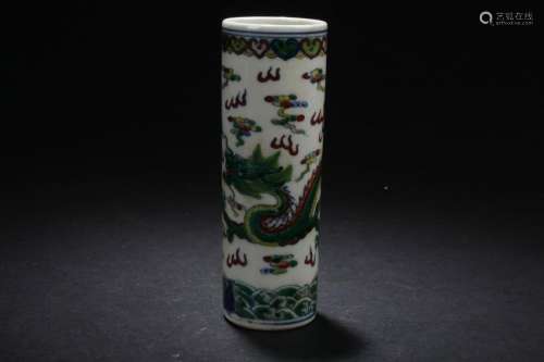 An Estate Dragon-decorating Chinese Porcelain Brushpot