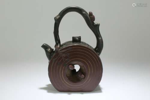 An Estate Chinese Lidded Circular Root-fortune Tea Pot