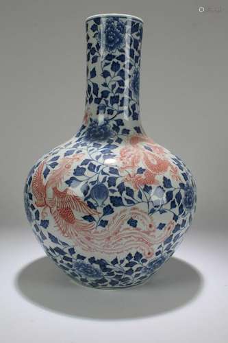 A Chinese Dragon-decorating Massive Porcelain Fortune